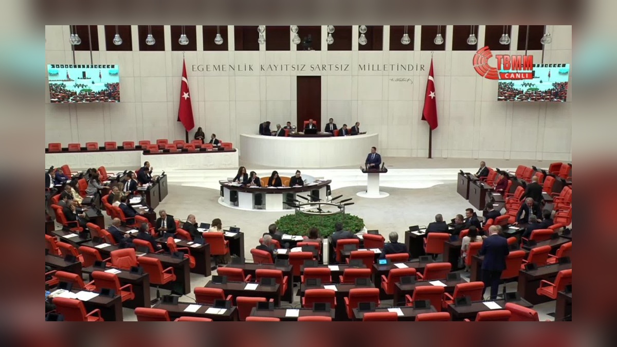 Akdoğan: 'Adaletim veresiye, biz vuralım ölesiye' anlayışı düşman hukukudur