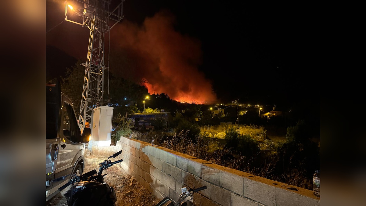 Hatay'da orman yangını: Yukarıbucak Mahallesi tahliye edildi
