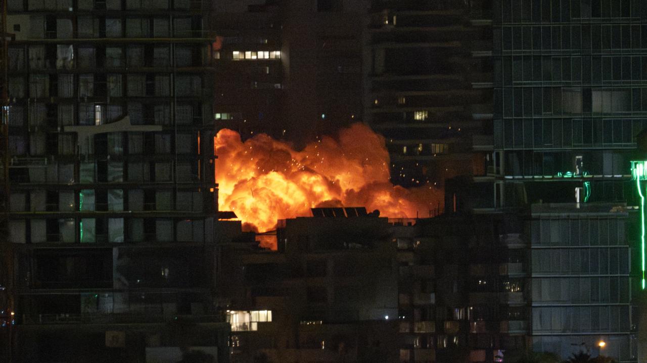 tel-aviv-aa-2371212.jpg