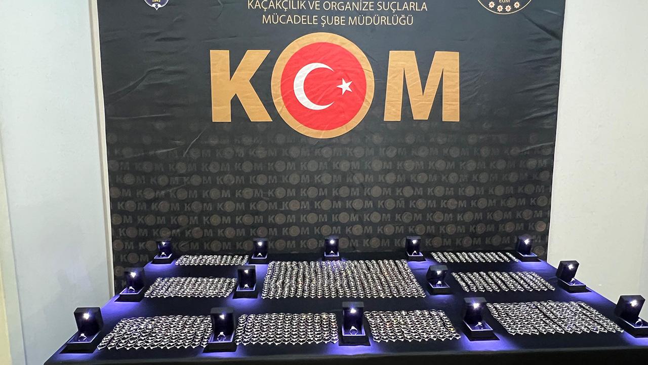 kom-aa-2371601.jpg