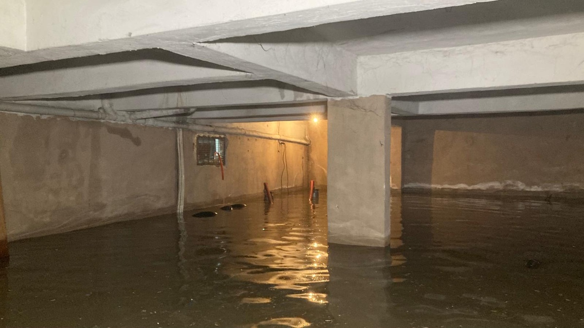 Ankara'da sağanak felaketi: Evler ve iş yerleri su altında kaldı