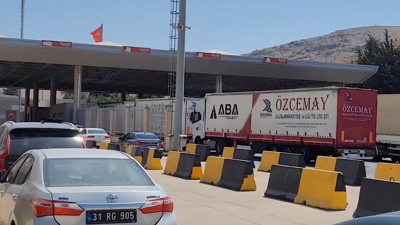 turkiye-suriye-karayolu2.jpg