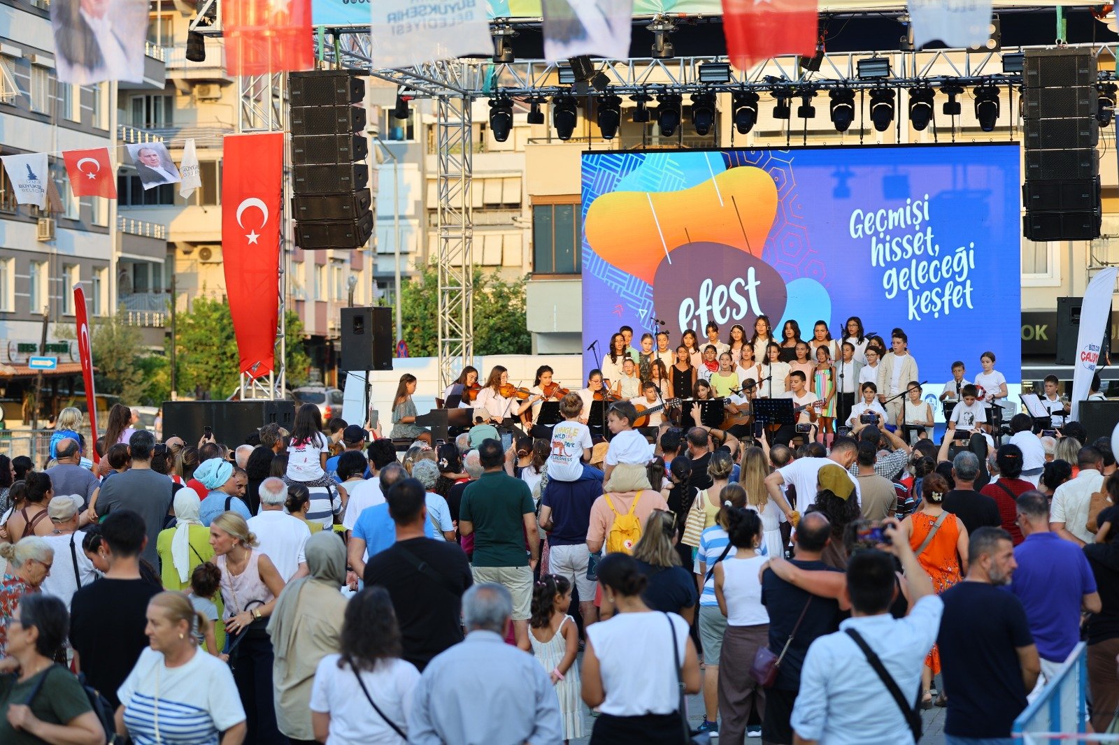 Efest İlk Gün (2)