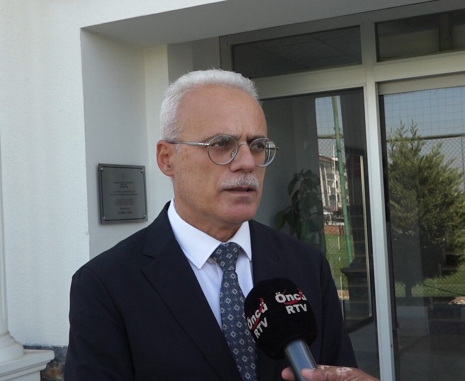 97993723 74F0 49B6 8Fbd 7328A57D2586