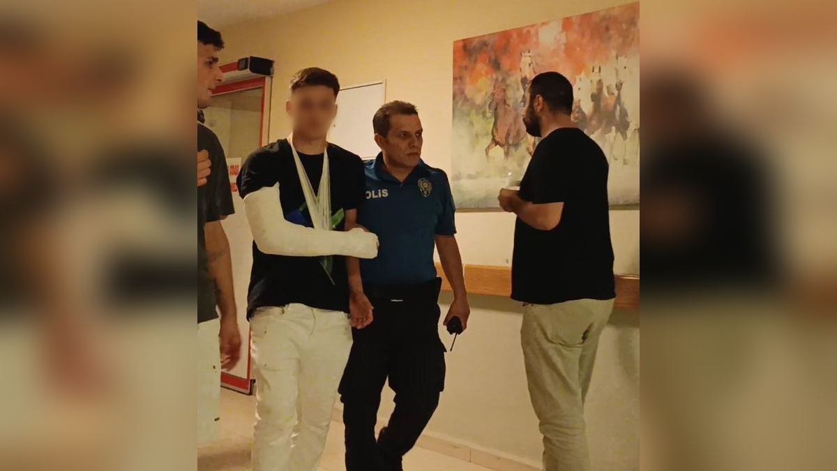 İnegöl'de sözlü taciz tartışması bıçaklı kavgaya dönüştü: 1 yaralı