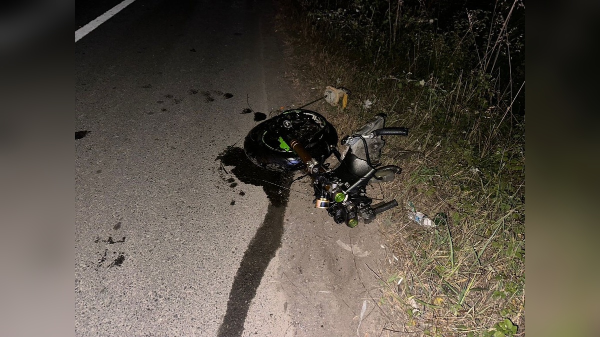 Karasu'da motosiklet ve otomobil çarpıştı: 2 ölü, 2 yaralı