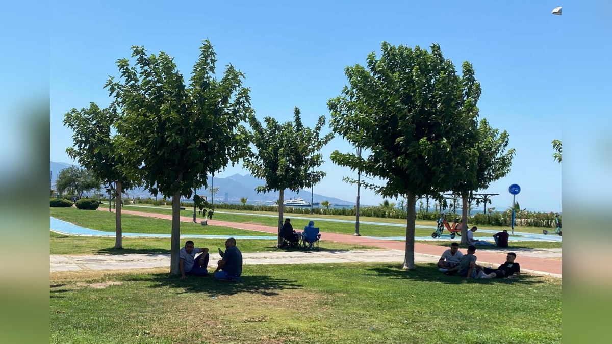 İzmir'de 43,5 dereceyle temmuz ayı sıcaklık rekoru kırıldı
