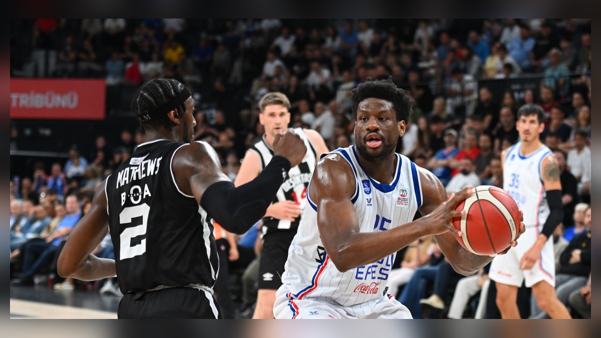Anadolu Efes, Daniel Oturu ile yollarını ayırdı