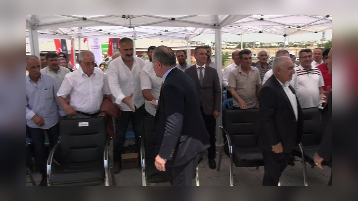 Gençlik ve Spor Bakanı Bak: Çınar'da yeni yüzme havuzu ve gençlik merkezi açıldı