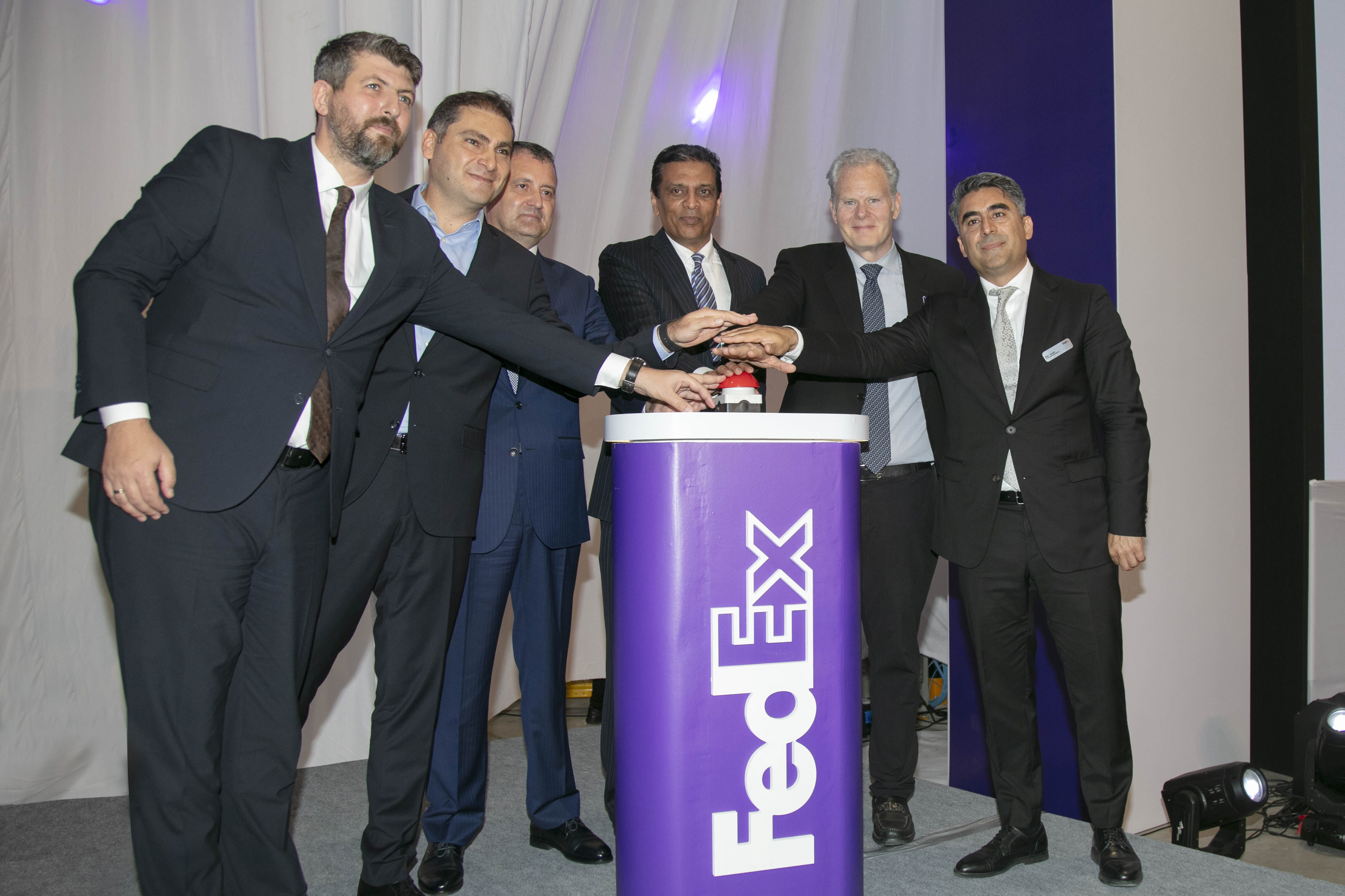 fedex-i-g-a-3.jpg