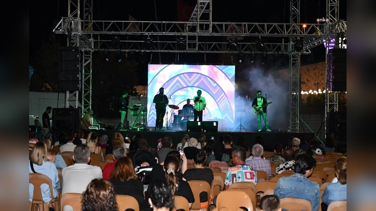 Lüleburgaz'da 'Bizim Kızanlar Bizim Nağmeler' konserleri sona erdi