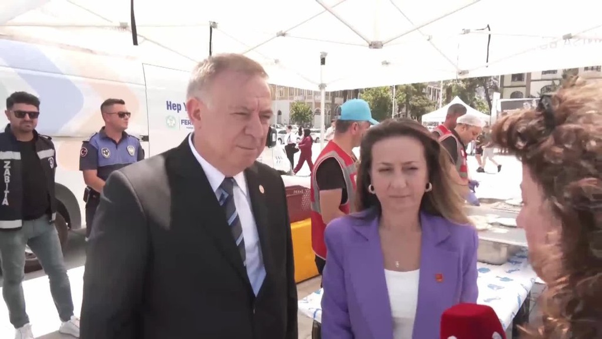 Manisa'da Ferdi Zeyrek için lokma hayrı: CHP'den aday açıklaması