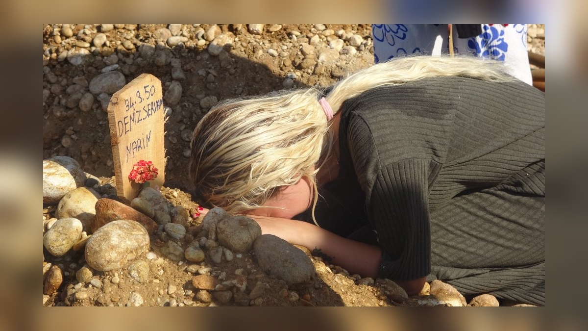 Deniz Sevran Narin Antalya'da toprağa verildi