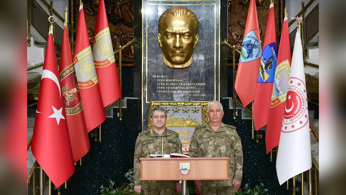 Bayraktaroğlu, 3’üncü Ordu’da incelemelerde bulundu