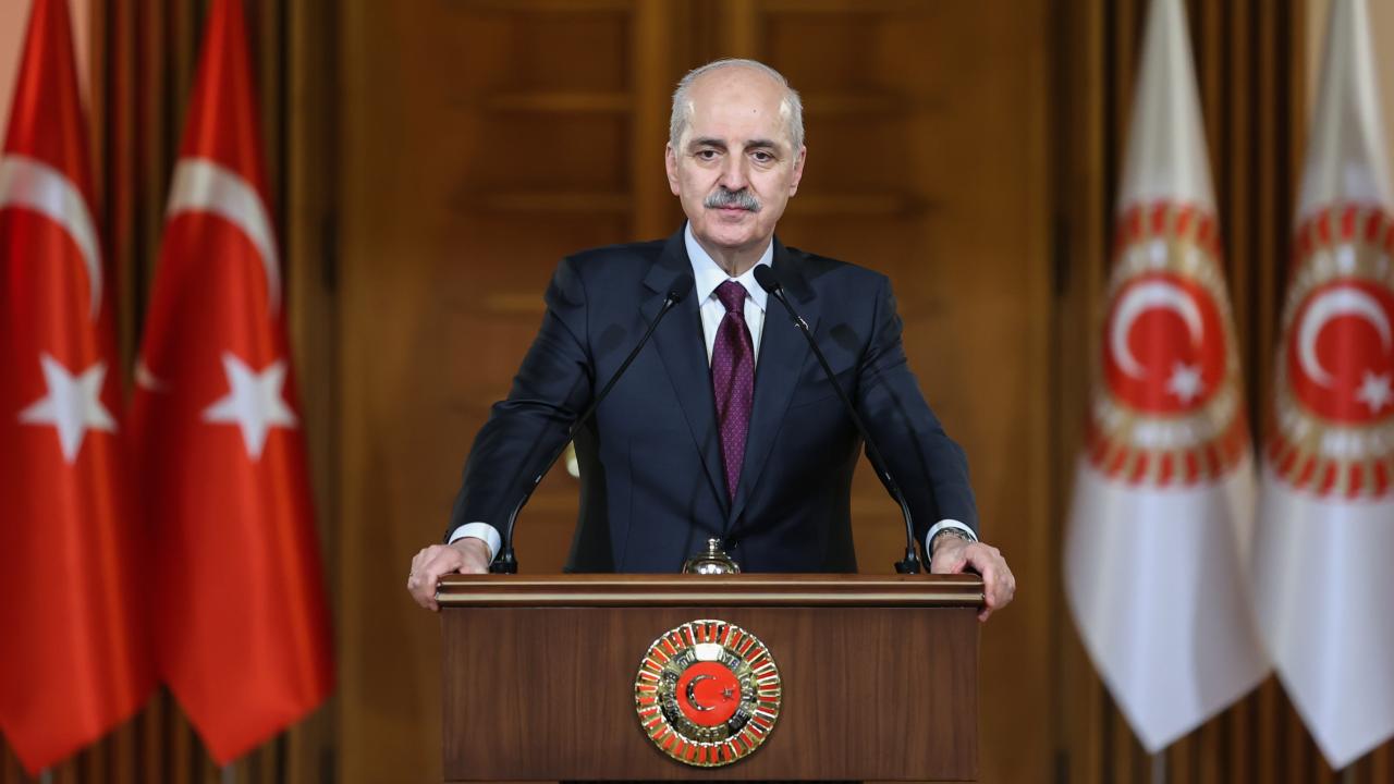 numan-kurtulmusaa-2341056.jpg