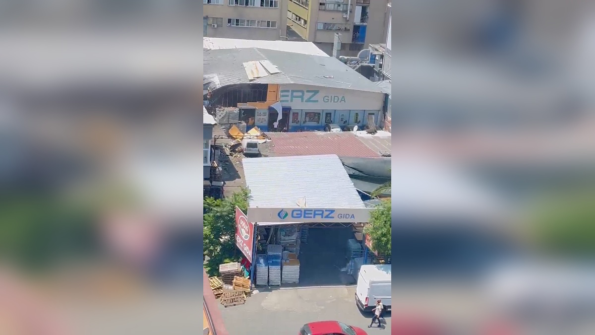 güngören'de buhar kazanı patlaması: İtfaiye ve sağlık ekipleri olay yerinde