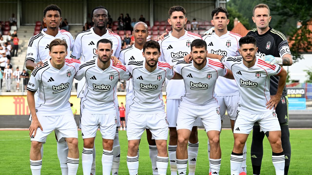 besiktas-aa-2382105.jpg