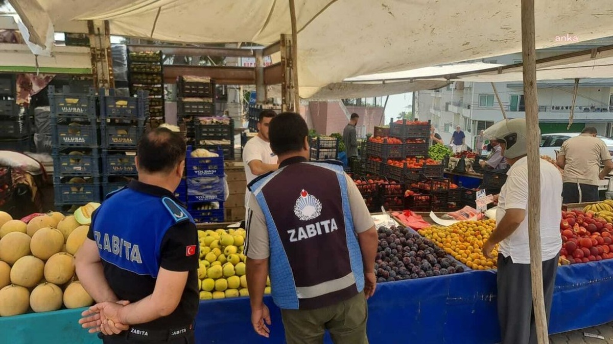 Yumurtalık'ta denetimler sürüyor: Hijyen, gramaj ve fiyat kontrolleri yapıldı