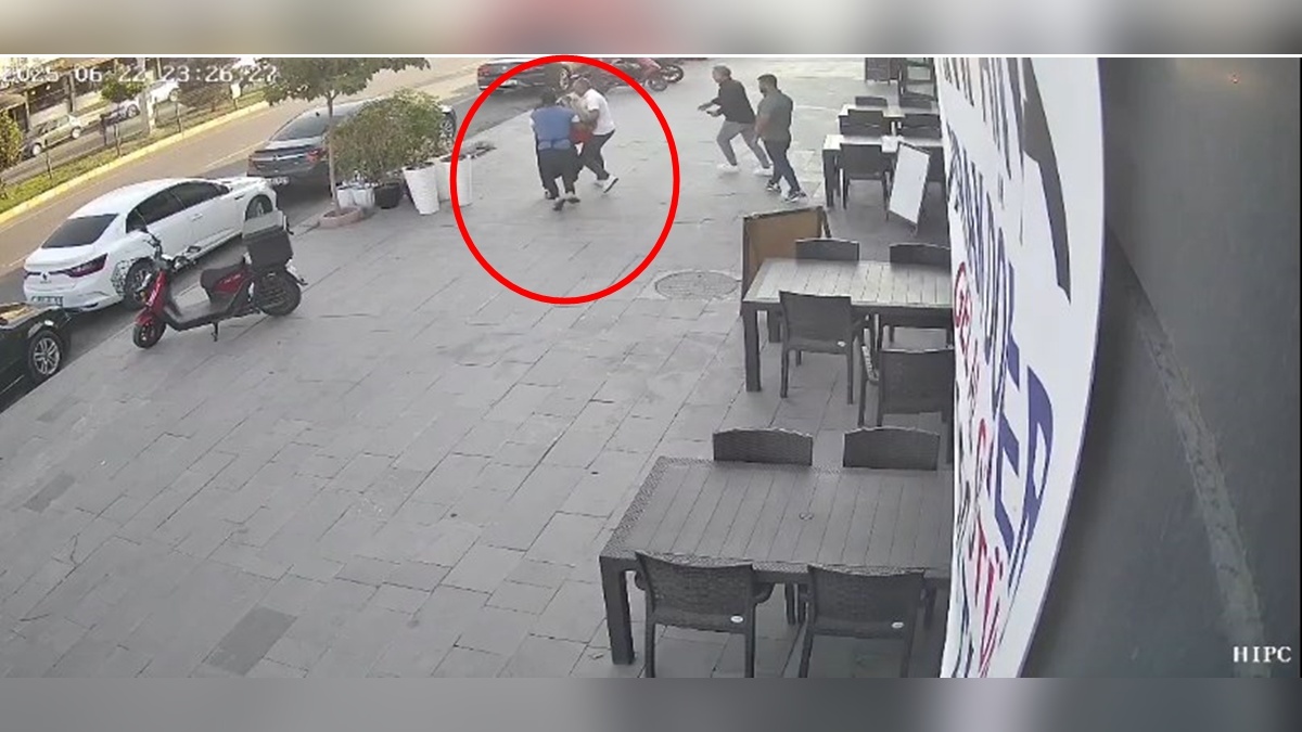 Silopi'de bıçaklanan Gülizar Yıldız'ın hastaneye götürülüşü güvenlik kamerasında