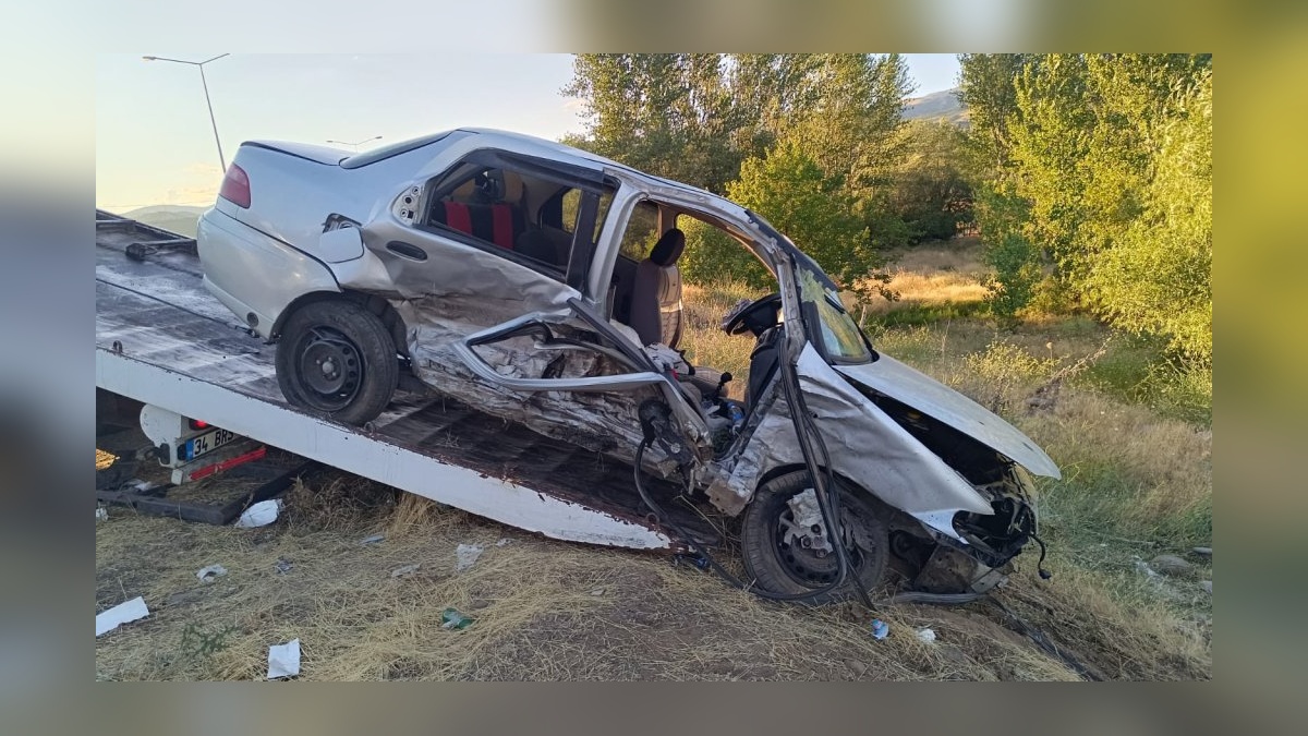 Bingöl'de trafik kazası: 8 yaralı