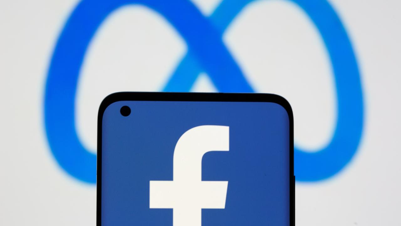meta-facebook-reu-1687458.jpg