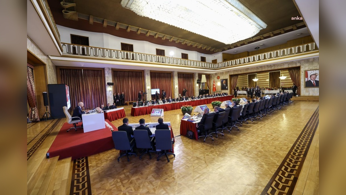 TBMM komisyonu ilk toplantısını yaptı: Kürt sorunu ve demokratikleşme ele alındı